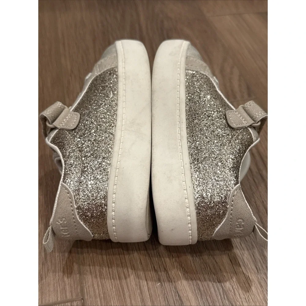 Carters Toddler Size 8 Gold Perrie Sneakers Sparkle Whimsy No Tie VersatileEUC